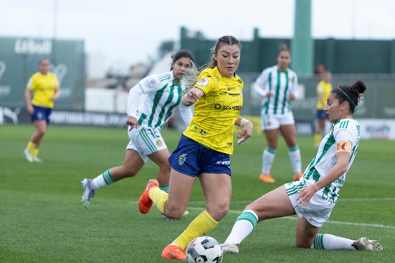 Valadares Gaia FC consolida lugar no pódio ao vencer em casa do Rio Ave